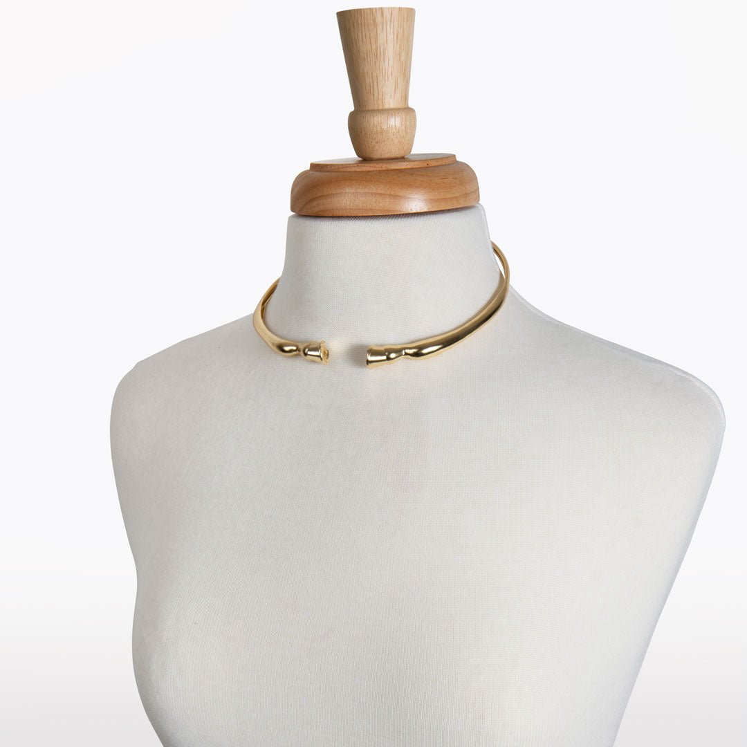 Cavallo - Horse Hoof Neck Cuff in Gold Urban-Equestrian