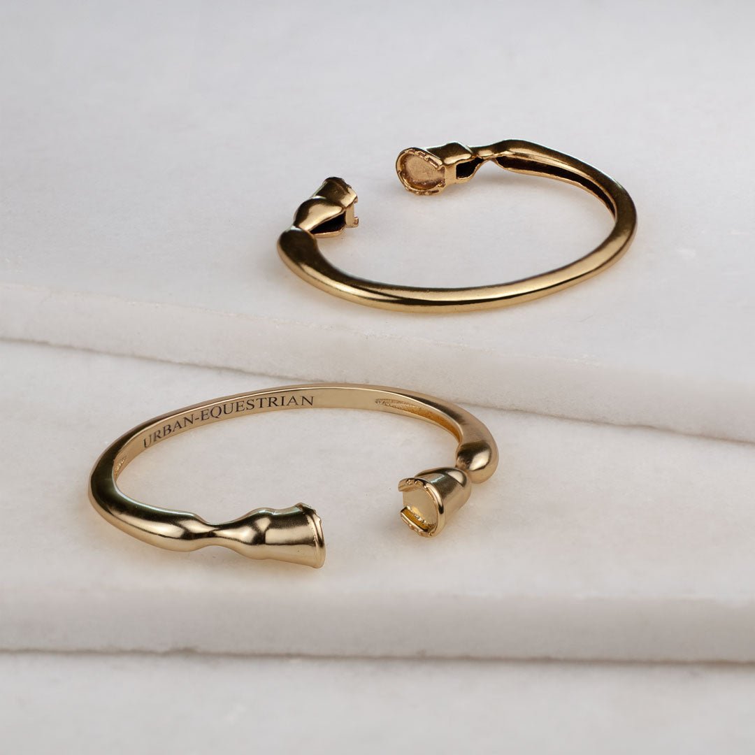 Cavallo - Moissanite Horseshoe Earring in Gold Urban-Equestrian