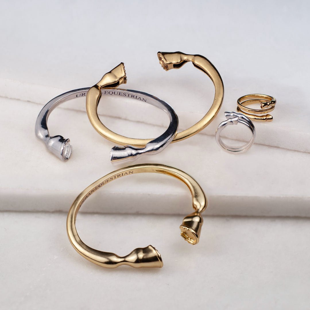 Cavallo - Moissanite Horseshoe Earring in Gold Urban-Equestrian