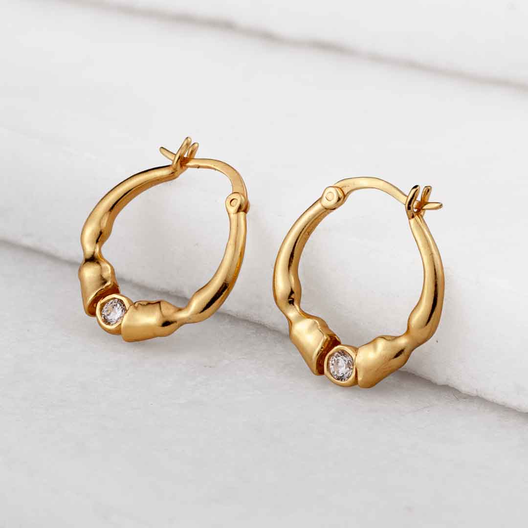 Cavallo - Moissanite Horseshoe Earring in Gold Urban-Equestrian