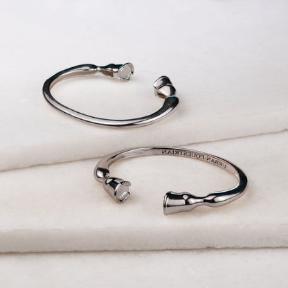 Cavallo - Moissanite Horseshoe Earring in Sterling Silver Urban-Equestrian