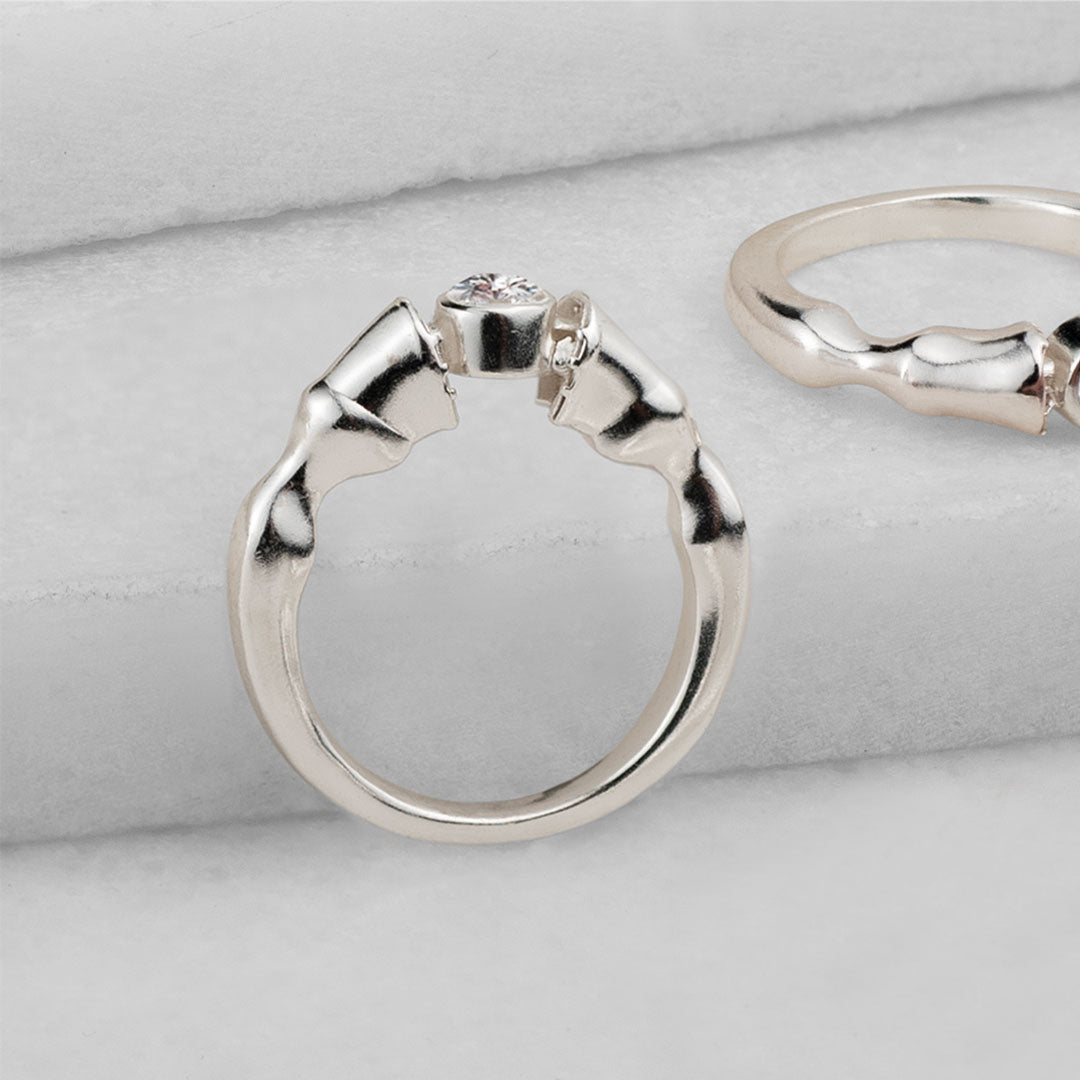 Cavallo - Horse Hooves Equestrian Ring with Moissanite in Silver Urban-Equestrian