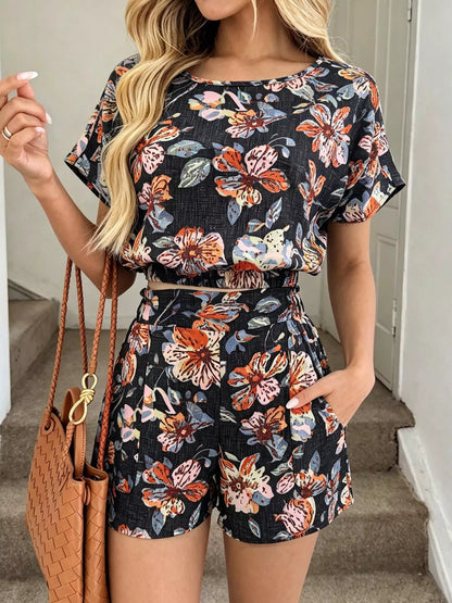 Floral Print Crop Top and Shorts Set New Era Fashion LLc