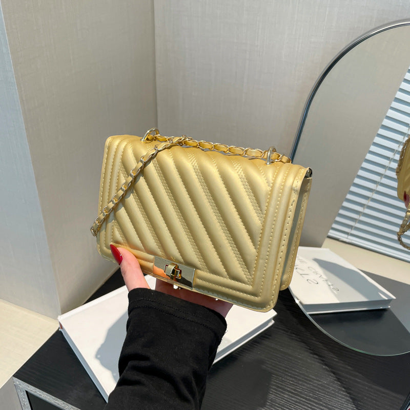 Fashionable Western-style Minimalist Casual Single-shoulder Crossbody Bag See size chart under “more details” The Fashion Celestial