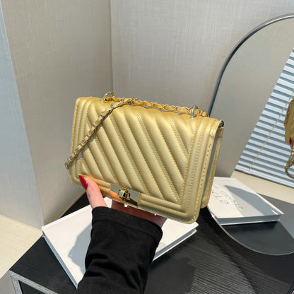 Fashionable Western-style Minimalist Casual Single-shoulder Crossbody Bag See size chart under “more details” The Fashion Celestial