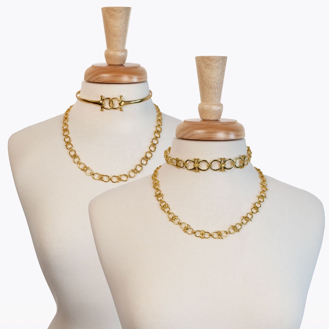 Chapelle - Horseshoe Link Earring in Gold Urban-Equestrian