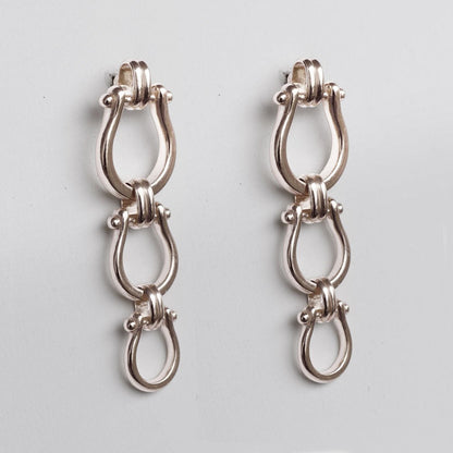 Chapelle - Horseshoe Link Earring in Silver Urban-Equestrian