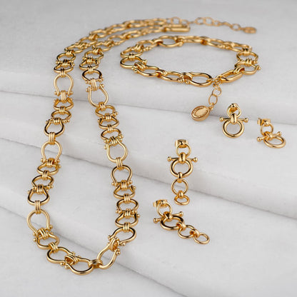 Chapelle - Horseshoe Link Equestrian Bracelet in Gold Urban-Equestrian