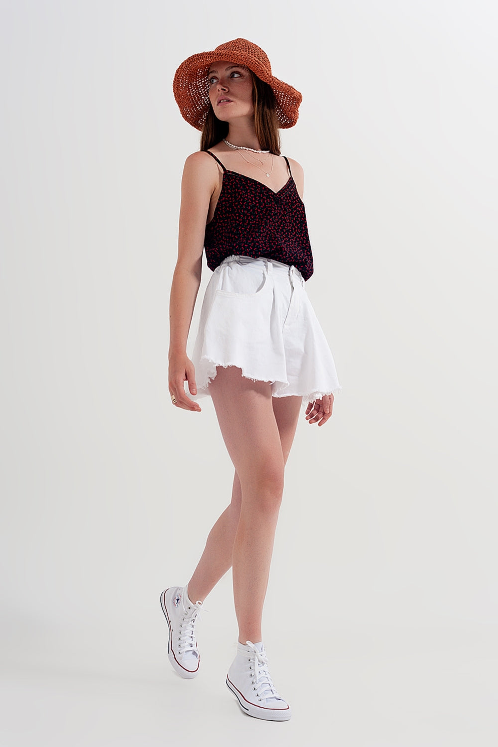 Cherry top in black Q2store