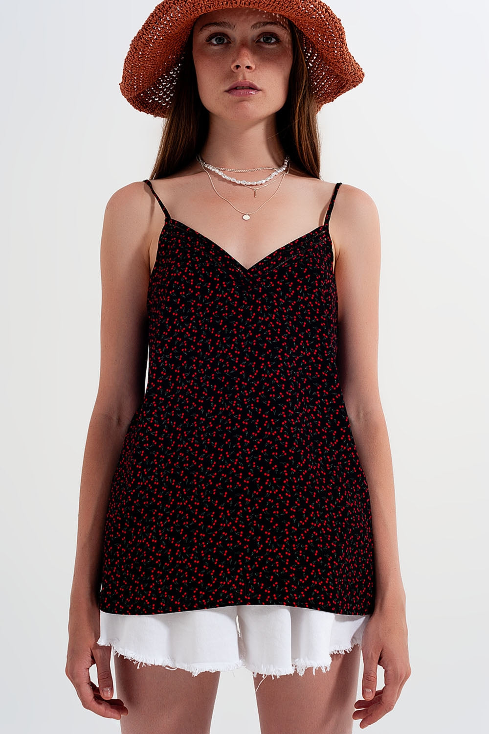 Cherry top in black Q2store
