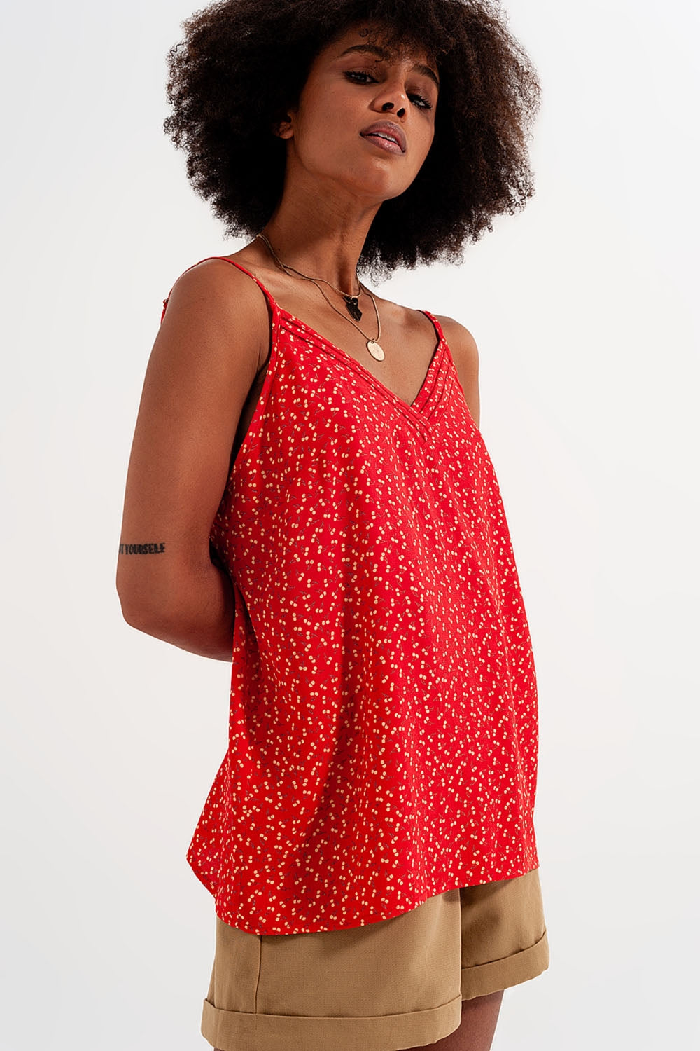 Cherry top in red Q2store