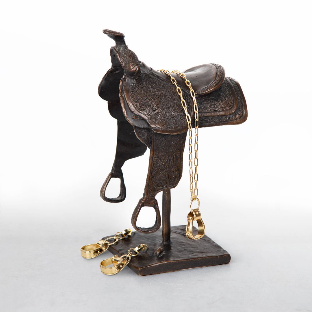 Cheyenne - Single Western Stirrup Necklace in Gold Urban-Equestrian
