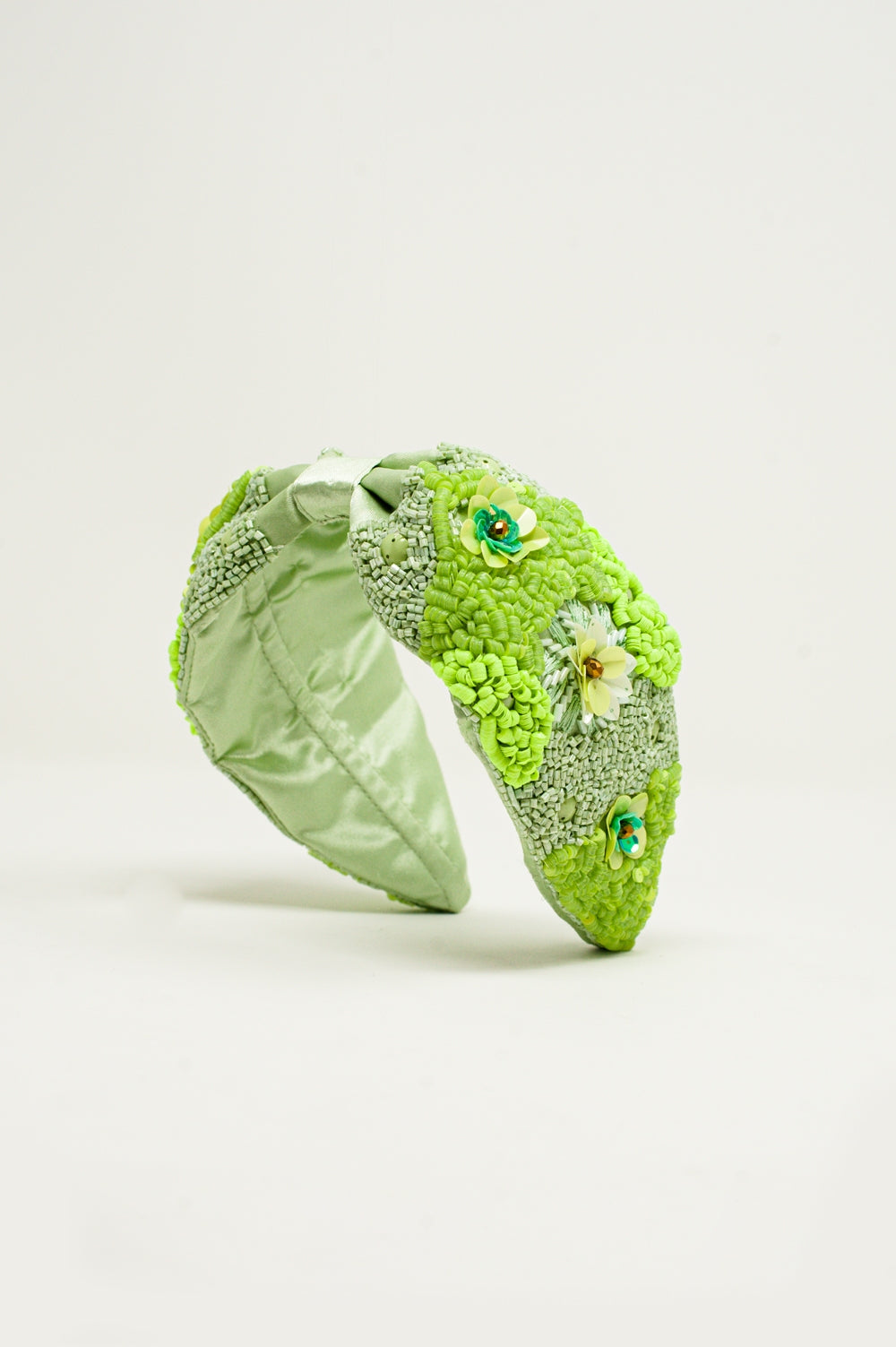 Chunky headband with embellished green flowers Q2store