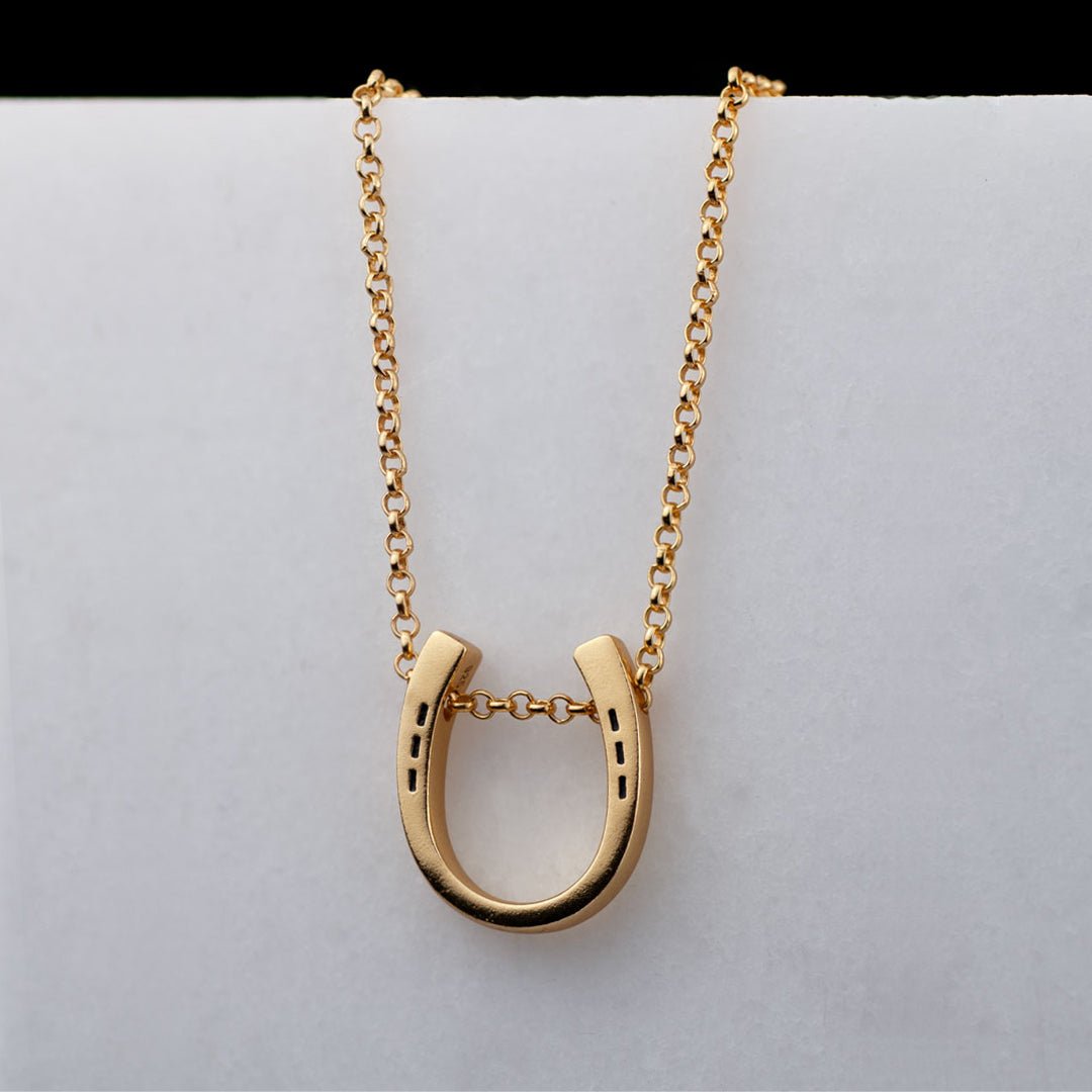 Classique - Equestrian Horseshoe Necklace in Gold Urban-Equestrian