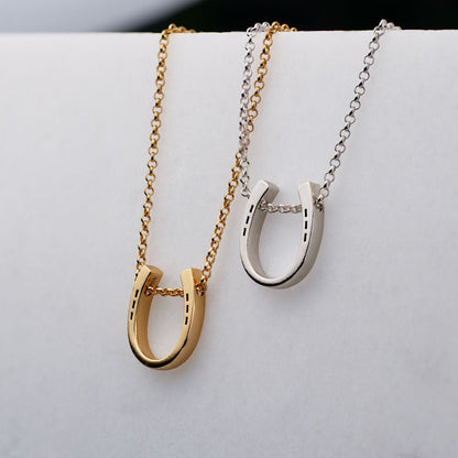 Classique - Equestrian Horseshoe Necklace in Gold Urban-Equestrian