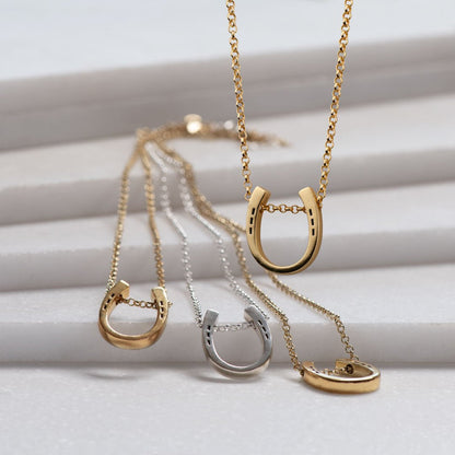 Classique - Equestrian Horseshoe Necklace in Gold Urban-Equestrian