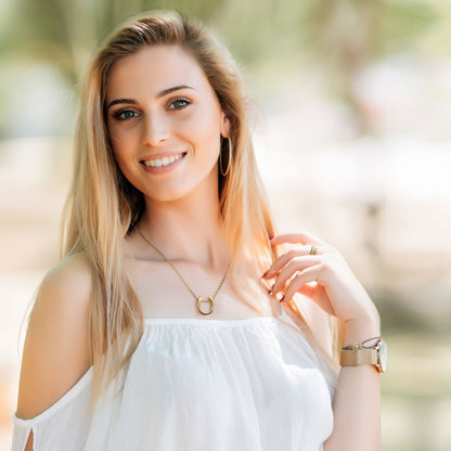 Classique - Equestrian Horseshoe Necklace in Gold Urban-Equestrian