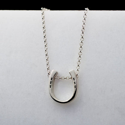 Classique - Equestrian Horseshoe Necklace in Silver Urban-Equestrian