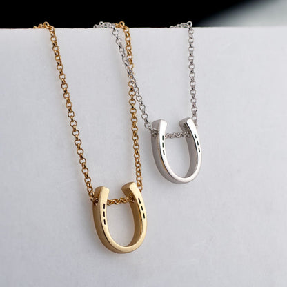 Classique - Equestrian Horseshoe Necklace in Silver Urban-Equestrian
