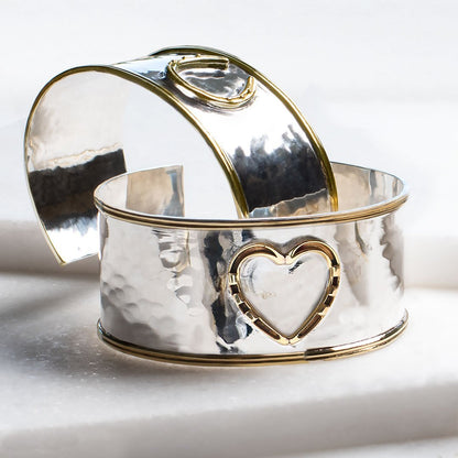 Cody - Horseshoe Heart Wrist Bracelet in Two Tone Urban-Equestrian