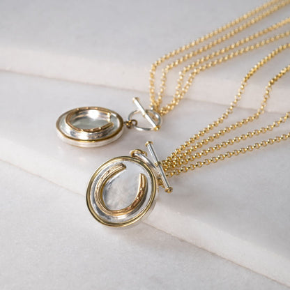 Cody - Double Sided T-Bar Horseshoe Charm Necklace Urban-Equestrian