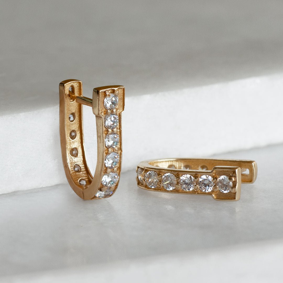 Colton - Diamond Cut Horseshoe Coin Earring in Gold Urban-Equestrian
