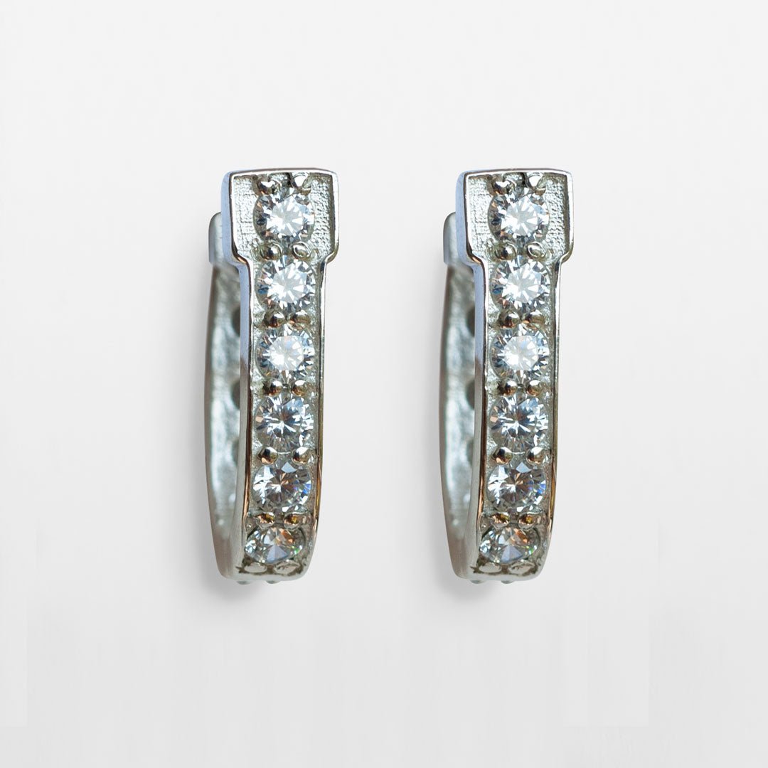 Colton - Diamond Cut Horseshoe Coin Earring in Silver Urban-Equestrian
