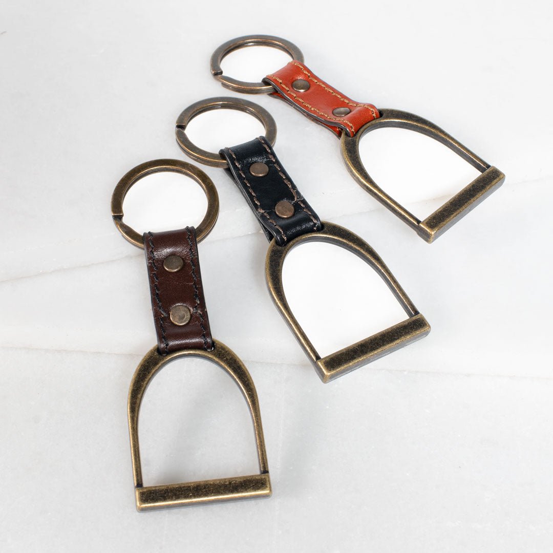 Conroy - Horse Stirrup Keychain in Deep Brown Urban-Equestrian