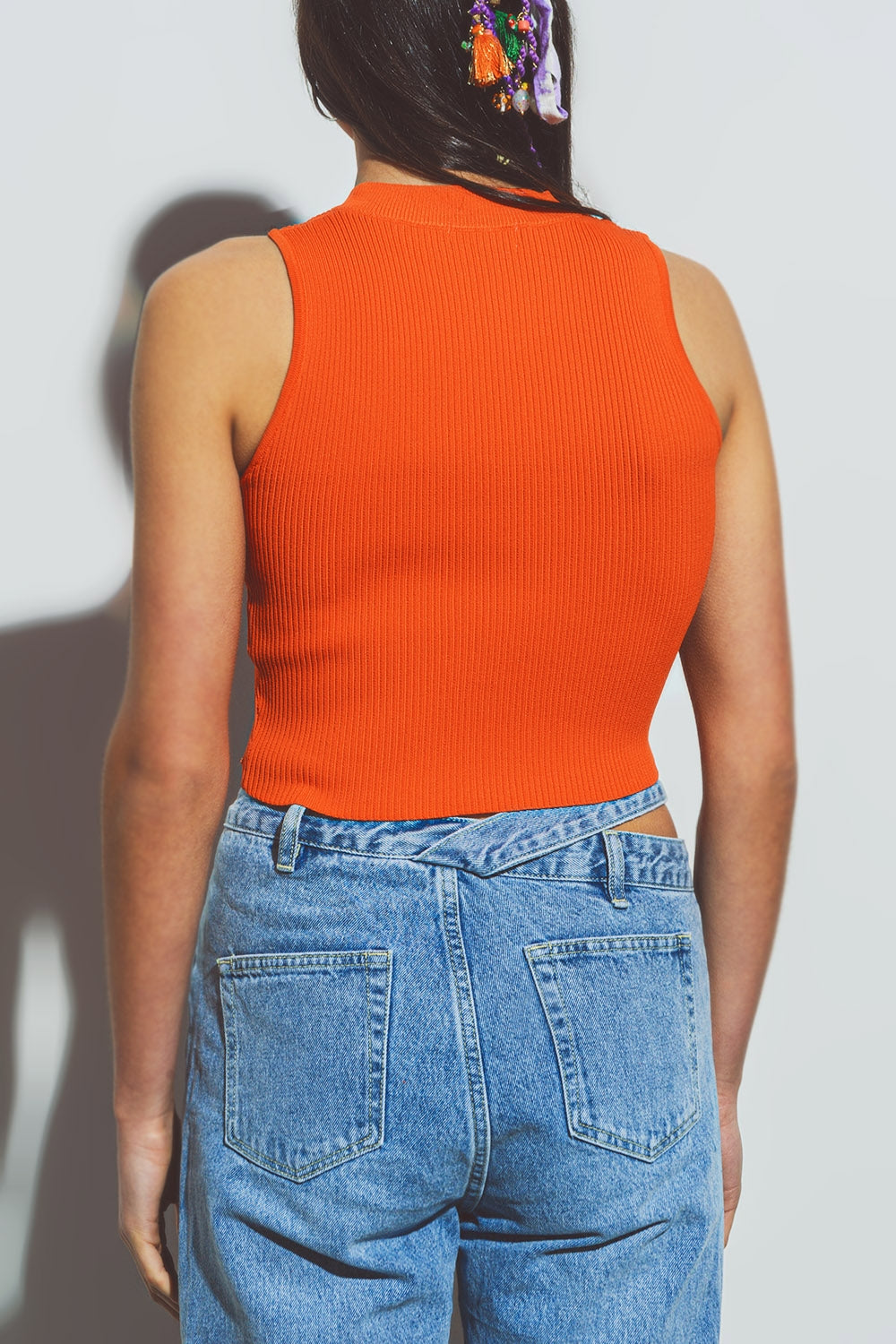 Cropped Knitted Tank Top in Orange Q2store