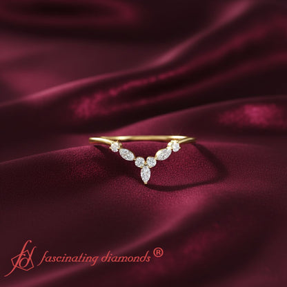 Crown Marquise And Round Band Fascinating Diamonds