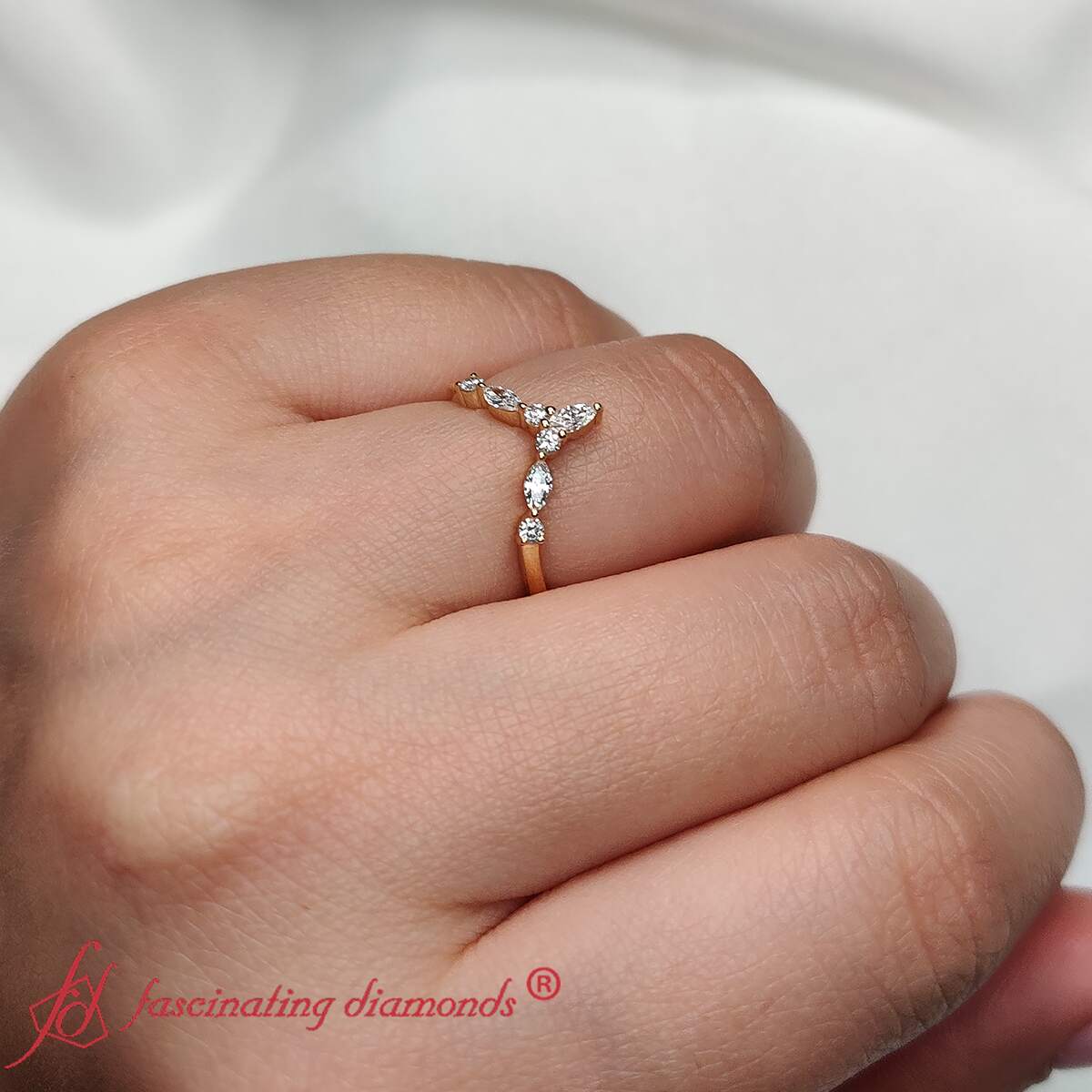 Crown Marquise And Round Band Fascinating Diamonds