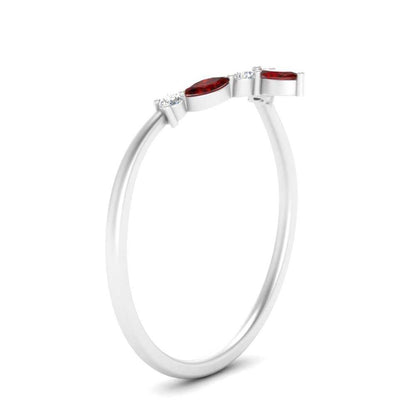 Crown Marquise And Round Band Fascinating Diamonds