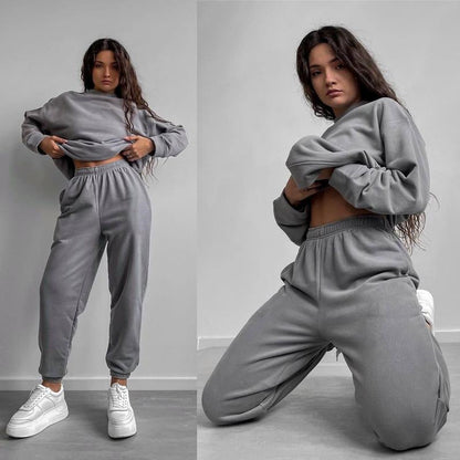 Women's Crewneck Sweatshirt & Jogger Pants Two-Piece Set – Loose Fit FitiqueFit