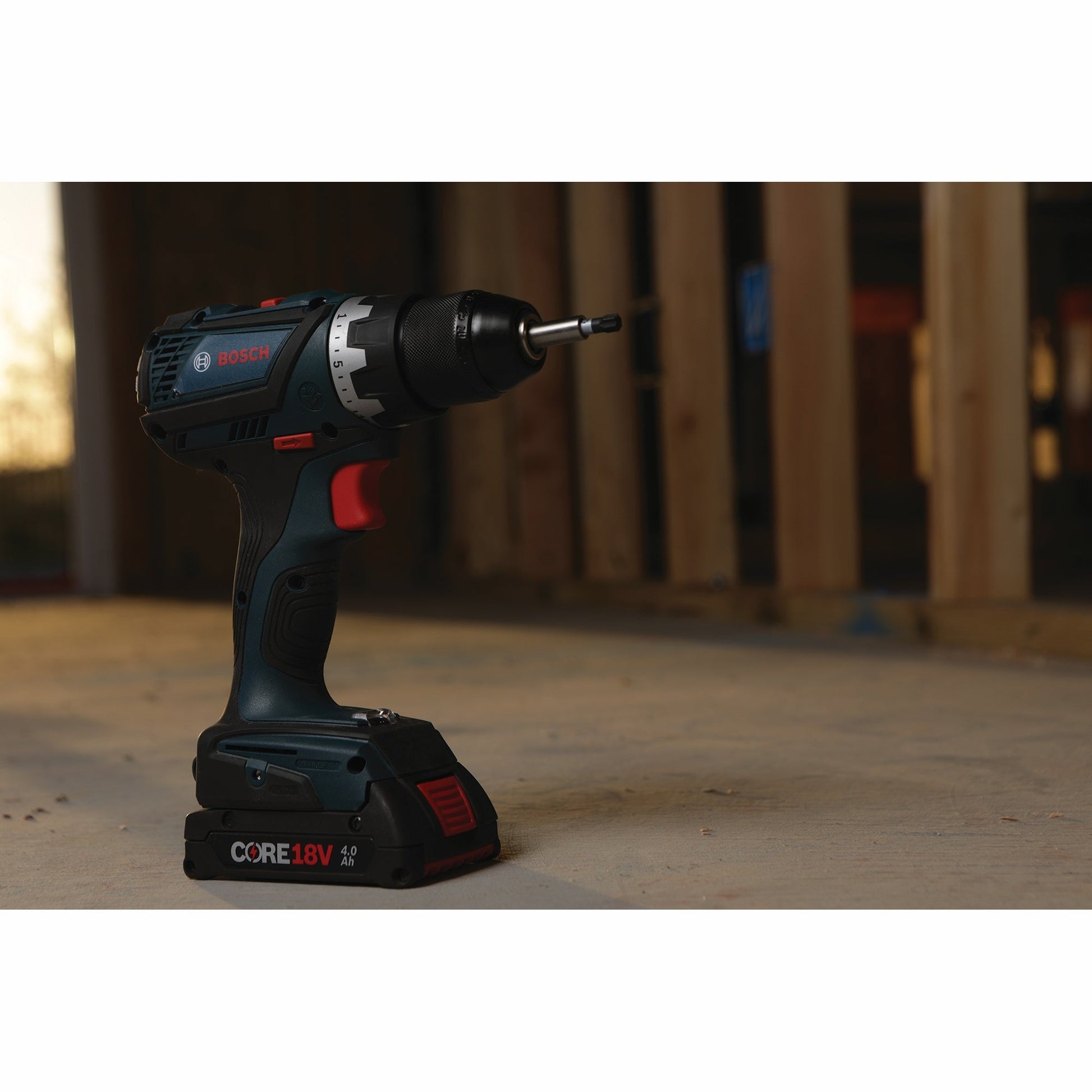BOSCH GBA18V40 18V CORE18V Lithium-Ion 4.0 Ah Compact Battery VM Hardware