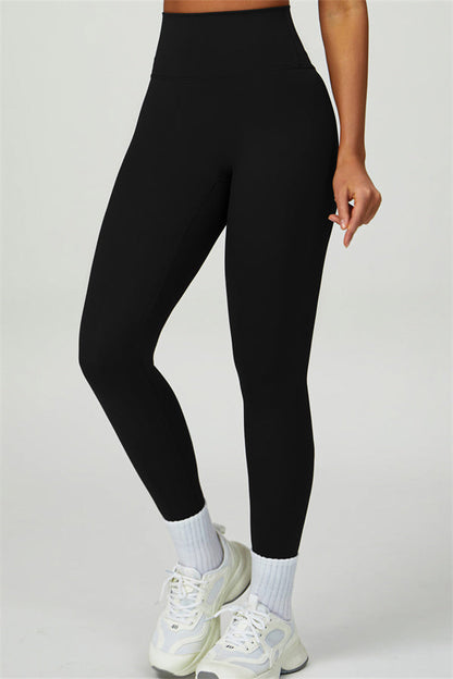 The Seraphine Halter Crop Top Leggings 2-Piece Set Fitglutes Activewear Gymwear Sportswear & Workout Clothes