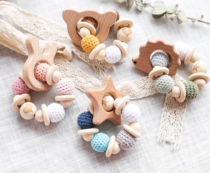 Wooden Teether Hedgehog Crochet Beads Wood Crafts Ring Engraved Bead Baby Teether Wooden Toys For Kids Rattle Stevvex