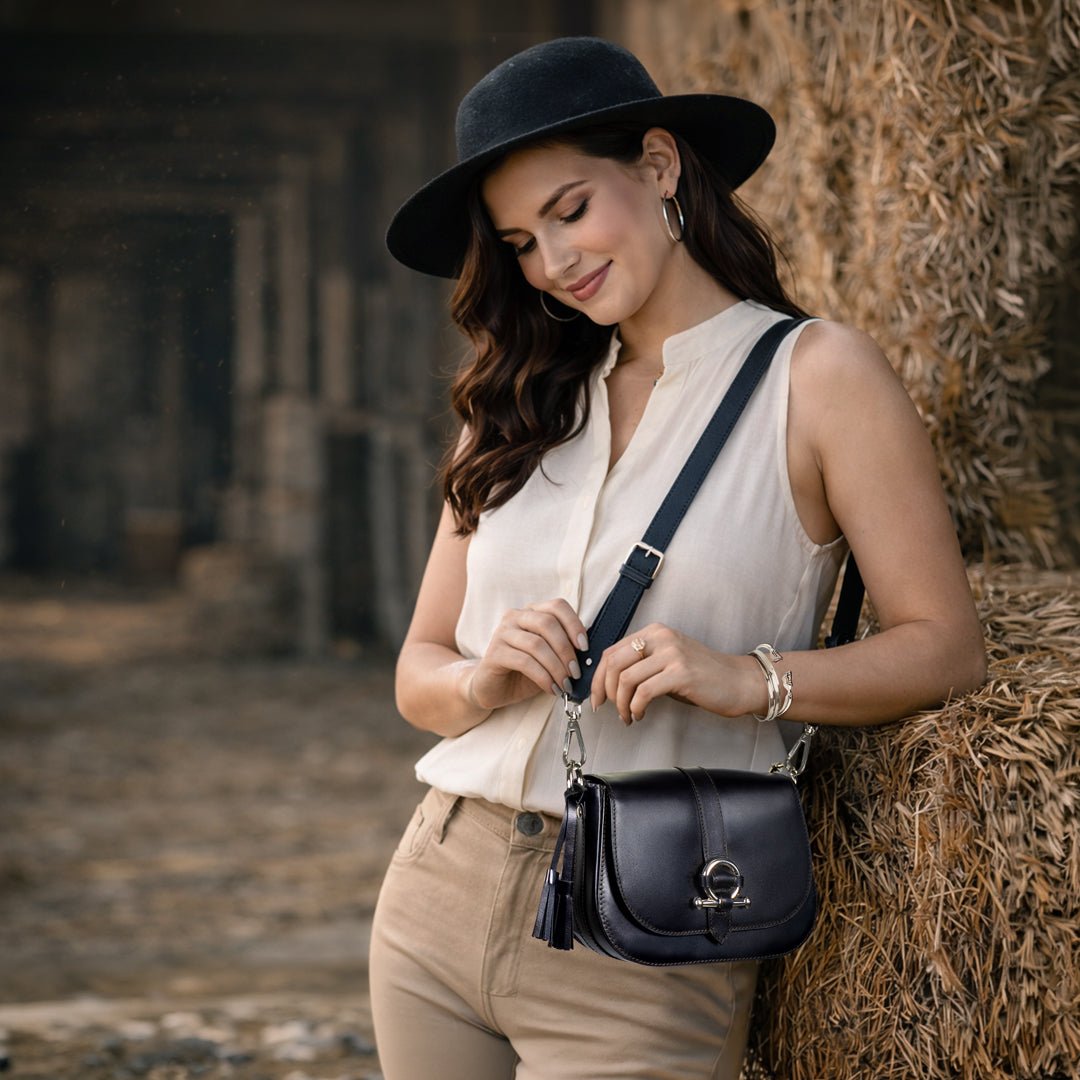 Del Rey - Equestrian Horse Bit Crossbody Luxury Leather Handbag in Cognac Urban-Equestrian