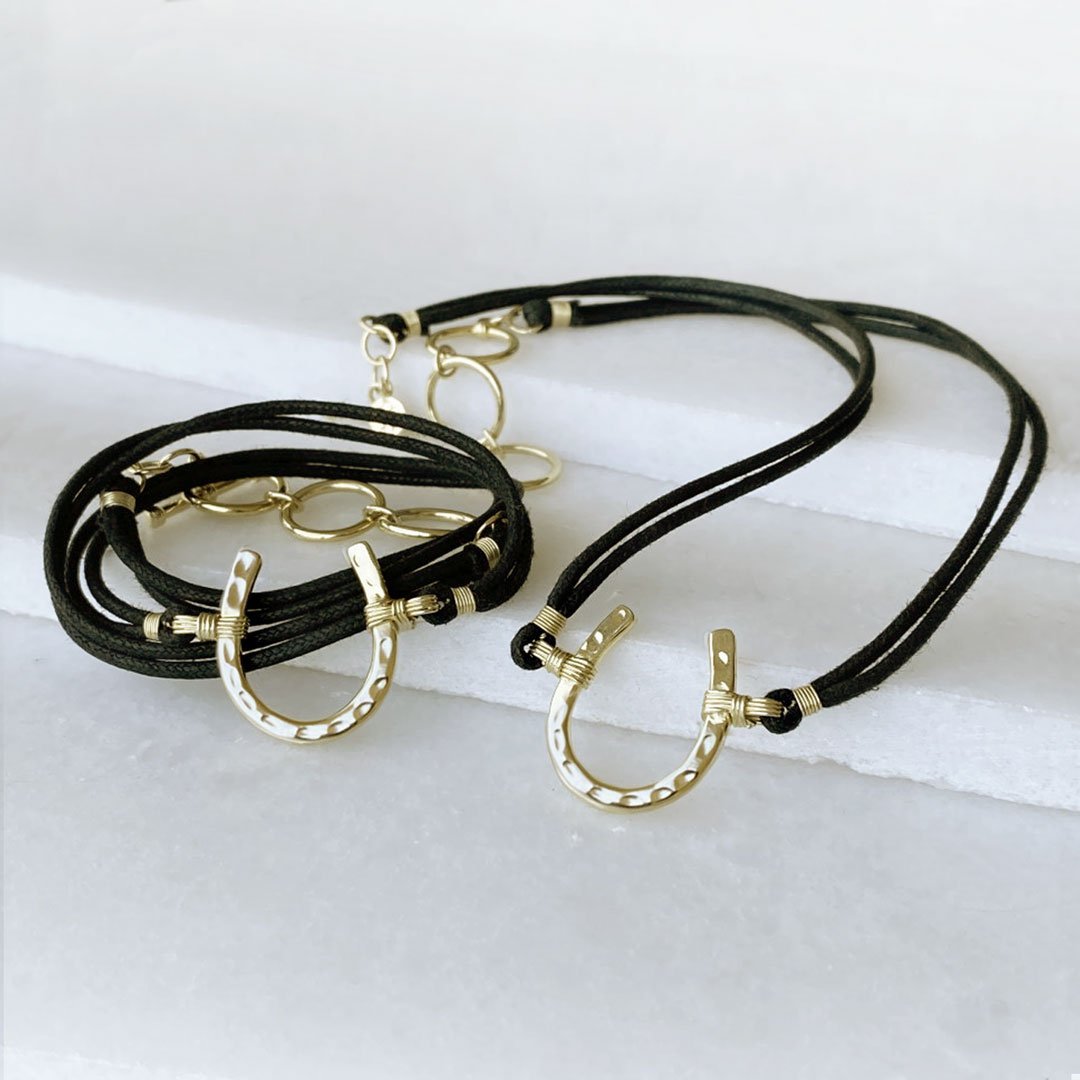Devlin - Horseshoe Necklace w/ Double Cord in Gold Urban-Equestrian