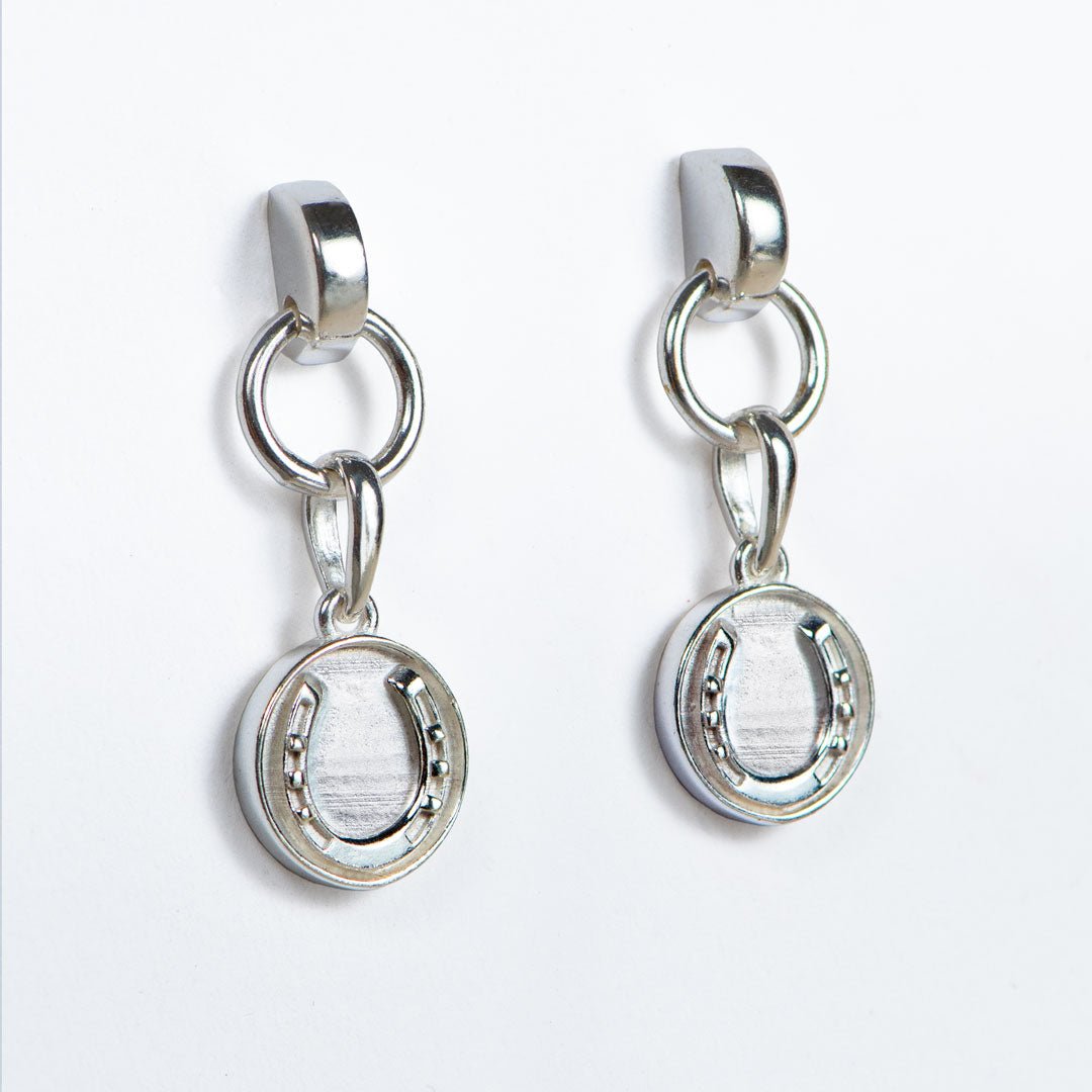 Dorado - Horseshoe Coin Earring in Silver Urban-Equestrian