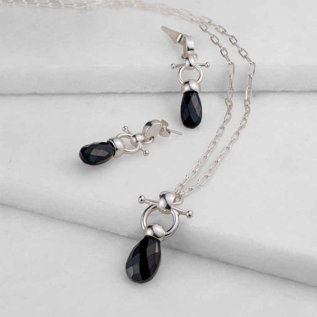 Droplette - Black Onyx Horse Bit Equestrian Earring in Silver Urban-Equestrian
