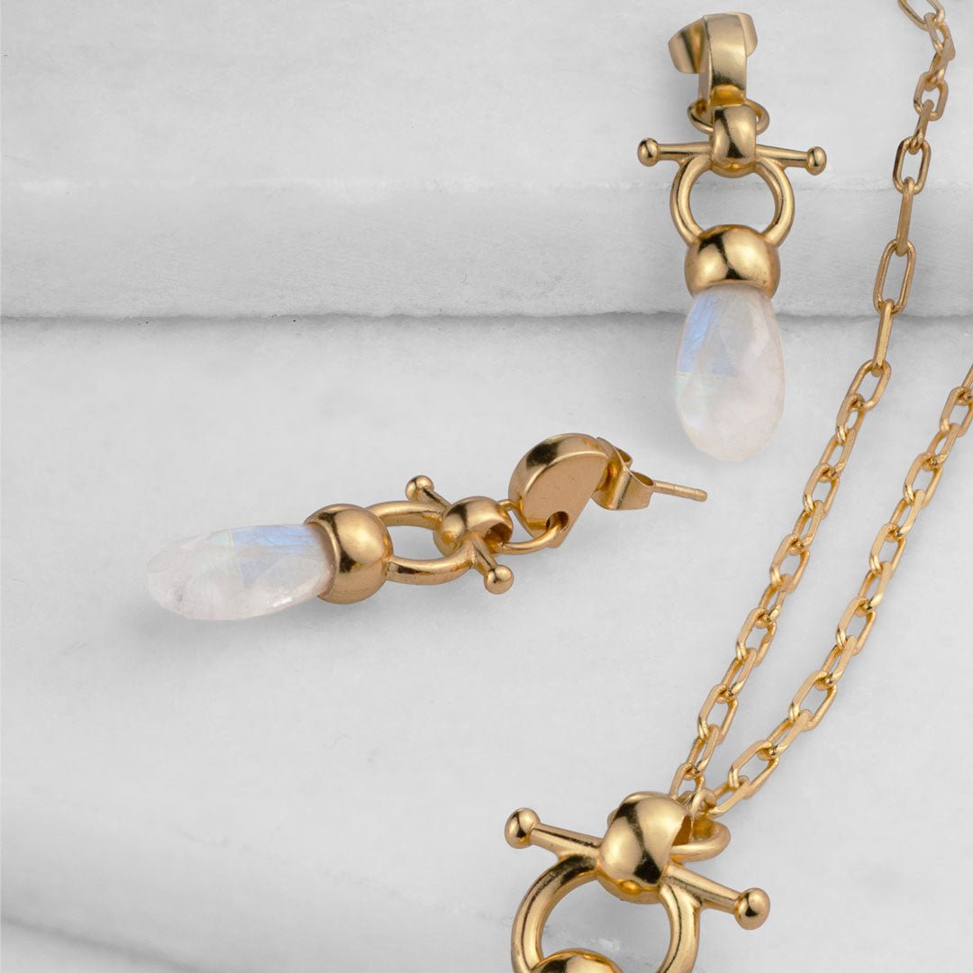 Droplette - Moonstone Horse Bit Equestrian Earring in Gold Urban-Equestrian