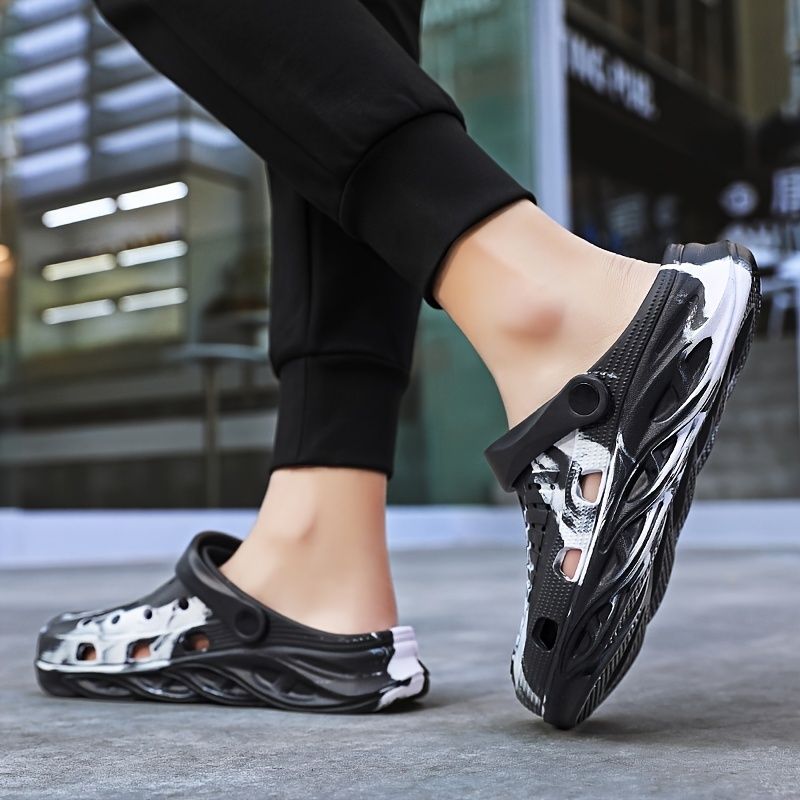 Graffiti Lightweight Comfortable Clogs For Men Women; look Like Crocs New Era Fashion LLc