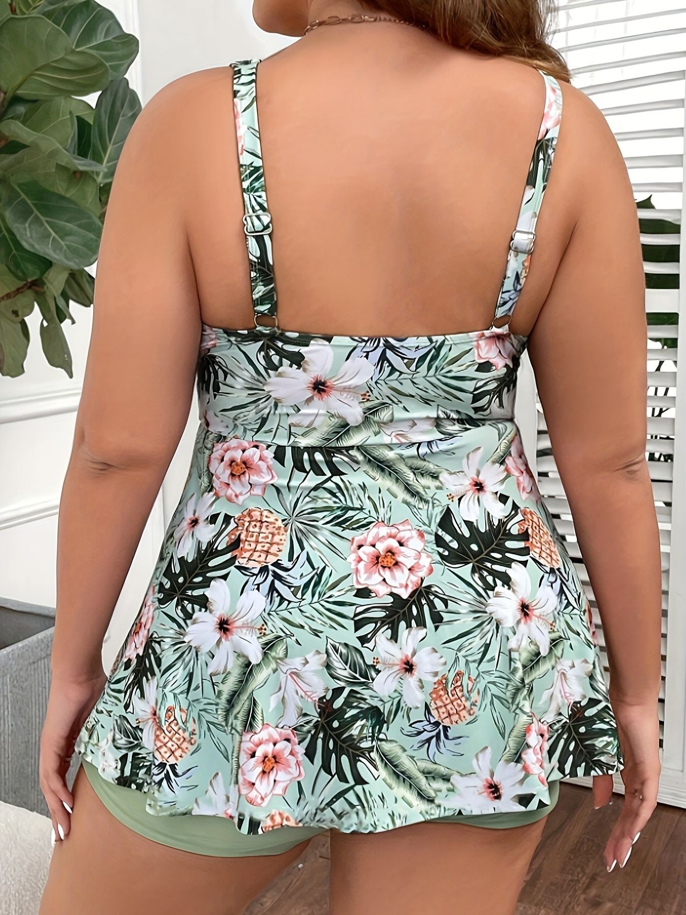 Large size women's swimsuit, green, fresh and fashionable split type Tankini swimsuit New Era Fashion LLc