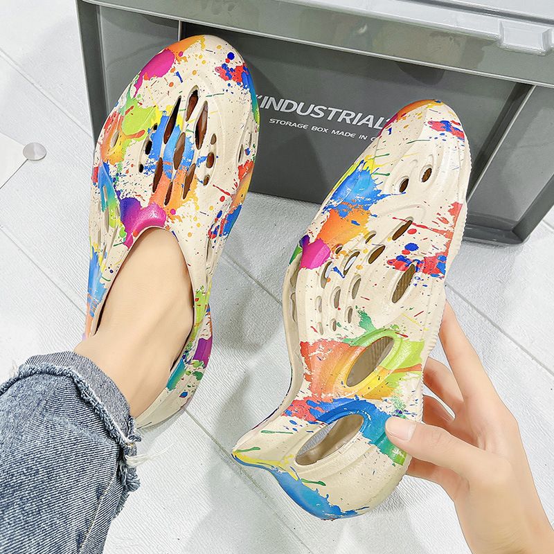 Clogs For Men; Men's hole shoes; hollow beach shoes; camouflage sandals; all inclusive personalized men's sandals New Era Fashion LLc