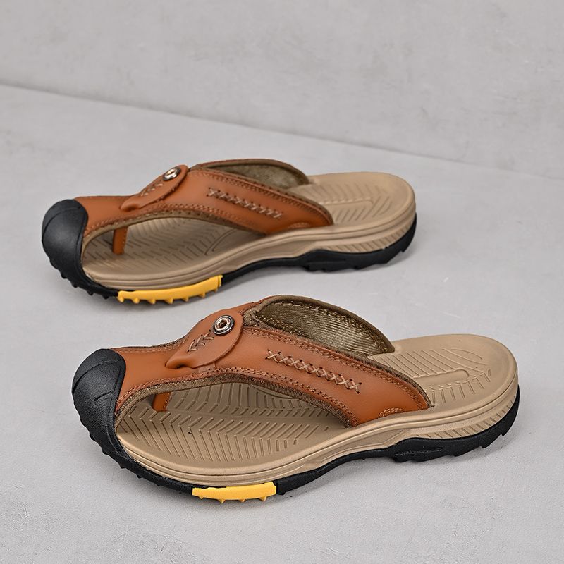 Summer men's new first layer cowhide flip-flops fashion all comfortable men's slippers beach shoes New Era Fashion LLc