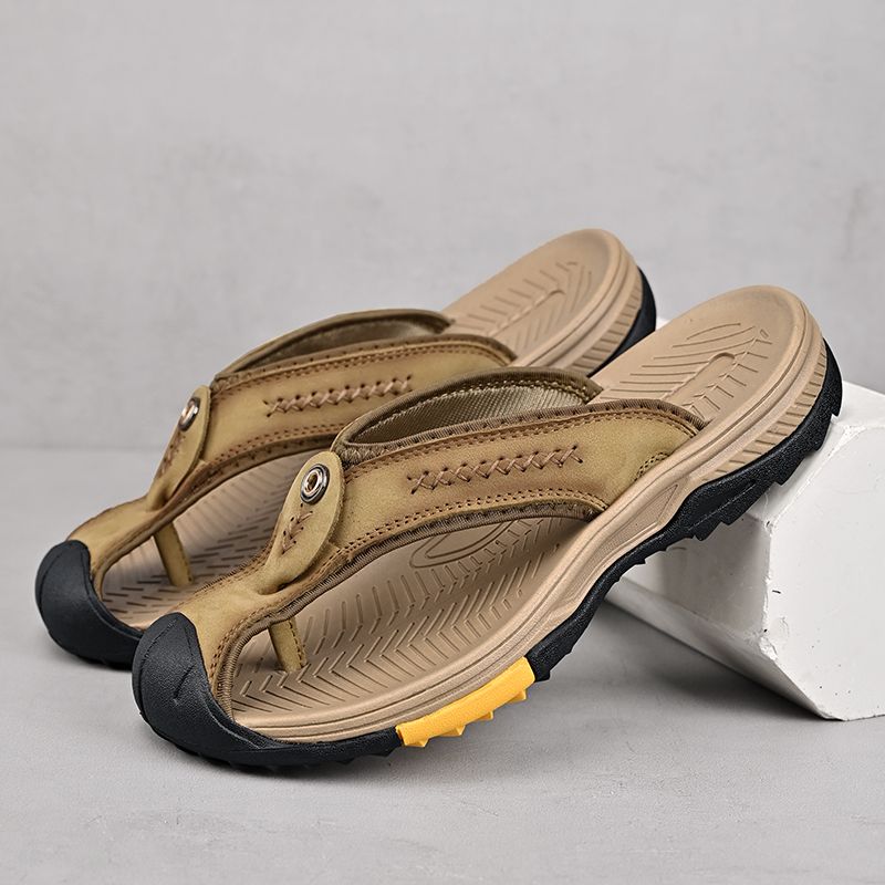Summer men's new first layer cowhide flip-flops fashion all comfortable men's slippers beach shoes New Era Fashion LLc