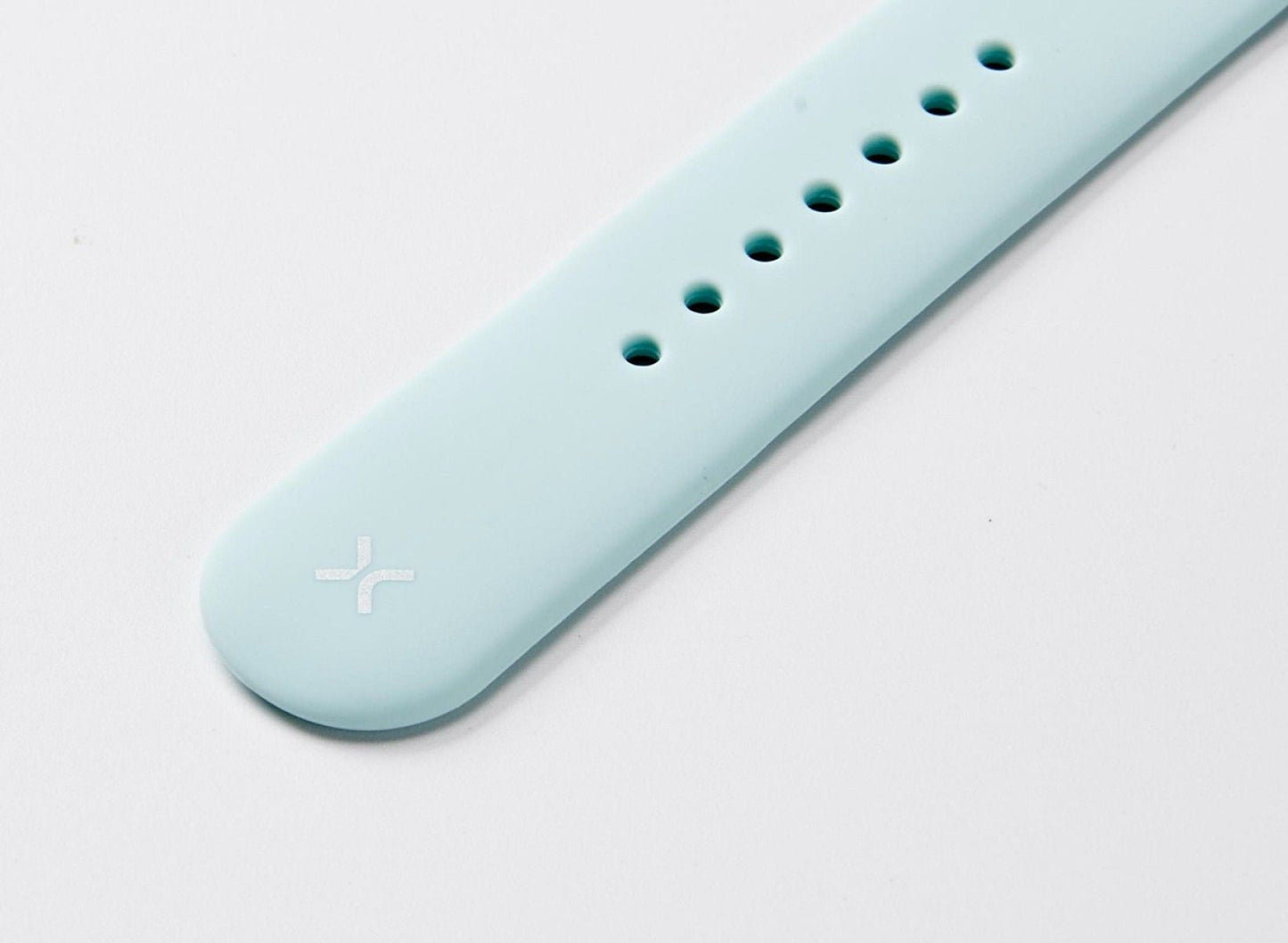 White Silicone Watch Band Made for Apple Watch - Large (42/44/45/49mm) New Era Fashion LLc