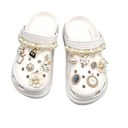 A set of Crystal Shoe Charms Fits Fashion Decoration For Clog Shoes Artificial Diamond Bling Chain Artificial Jewelry Accessories; Crocs Decoration New Era Fashion LLc