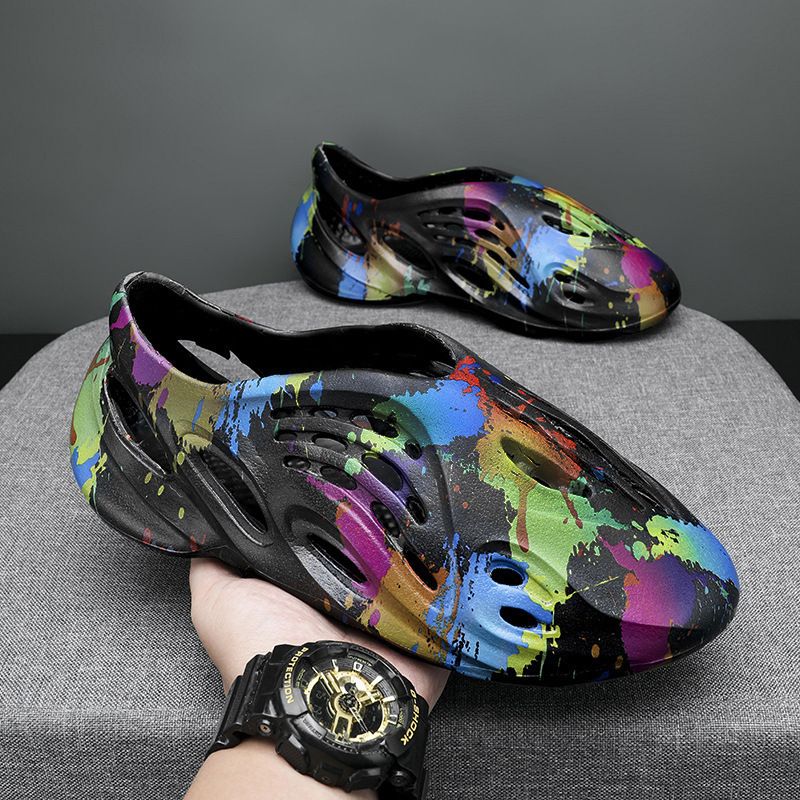 Clogs For Men; Men's hole shoes; hollow beach shoes; camouflage sandals; all inclusive personalized men's sandals New Era Fashion LLc