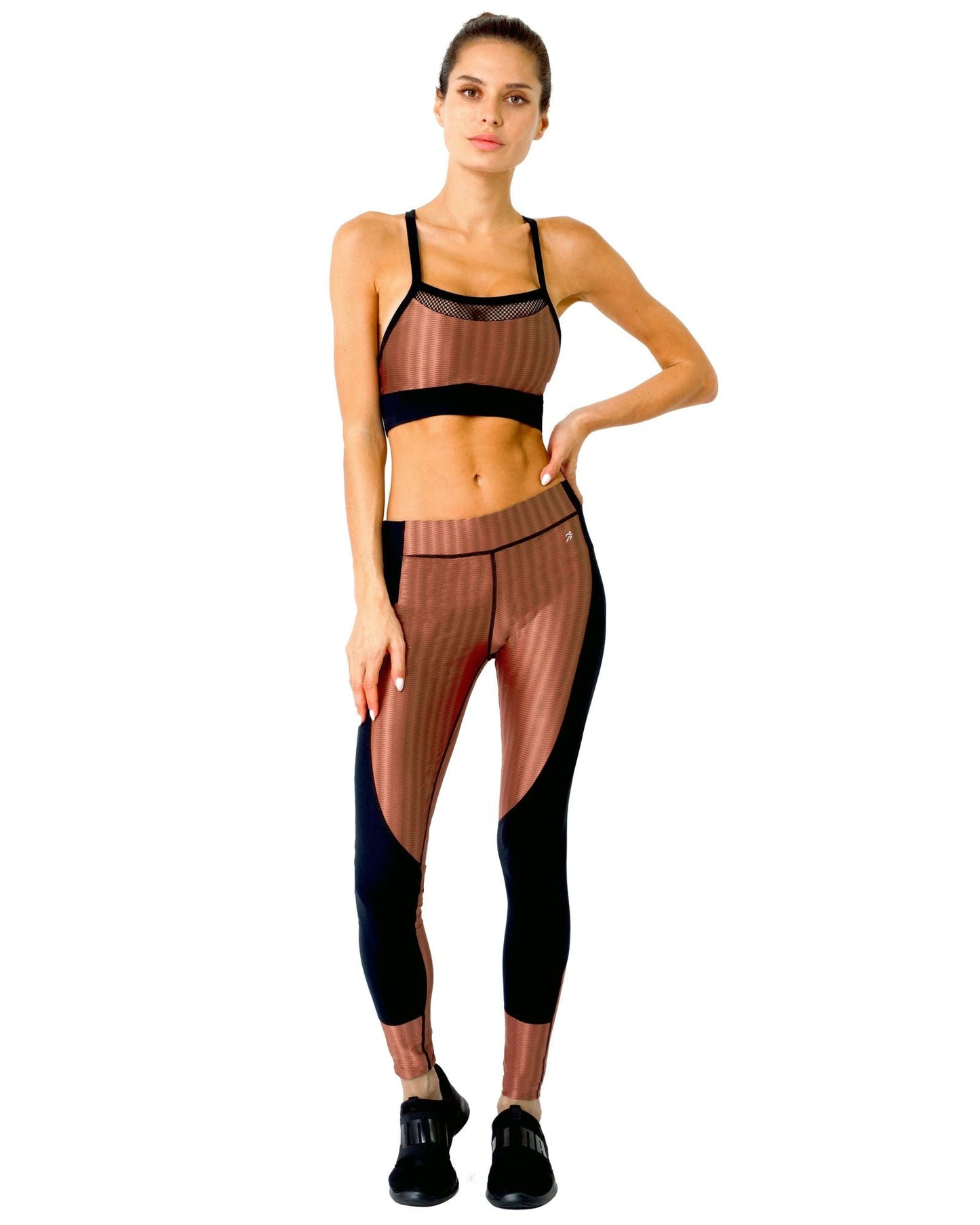 Halston Set New Era Fashion LLc